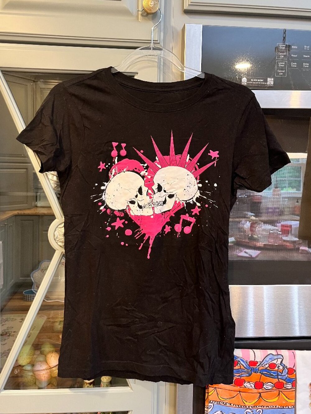Hot Topic Tee